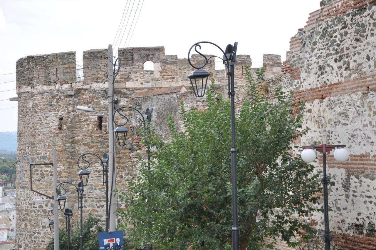 Frida'S House In Old Town Thessaloniki Appartement Buitenkant foto
